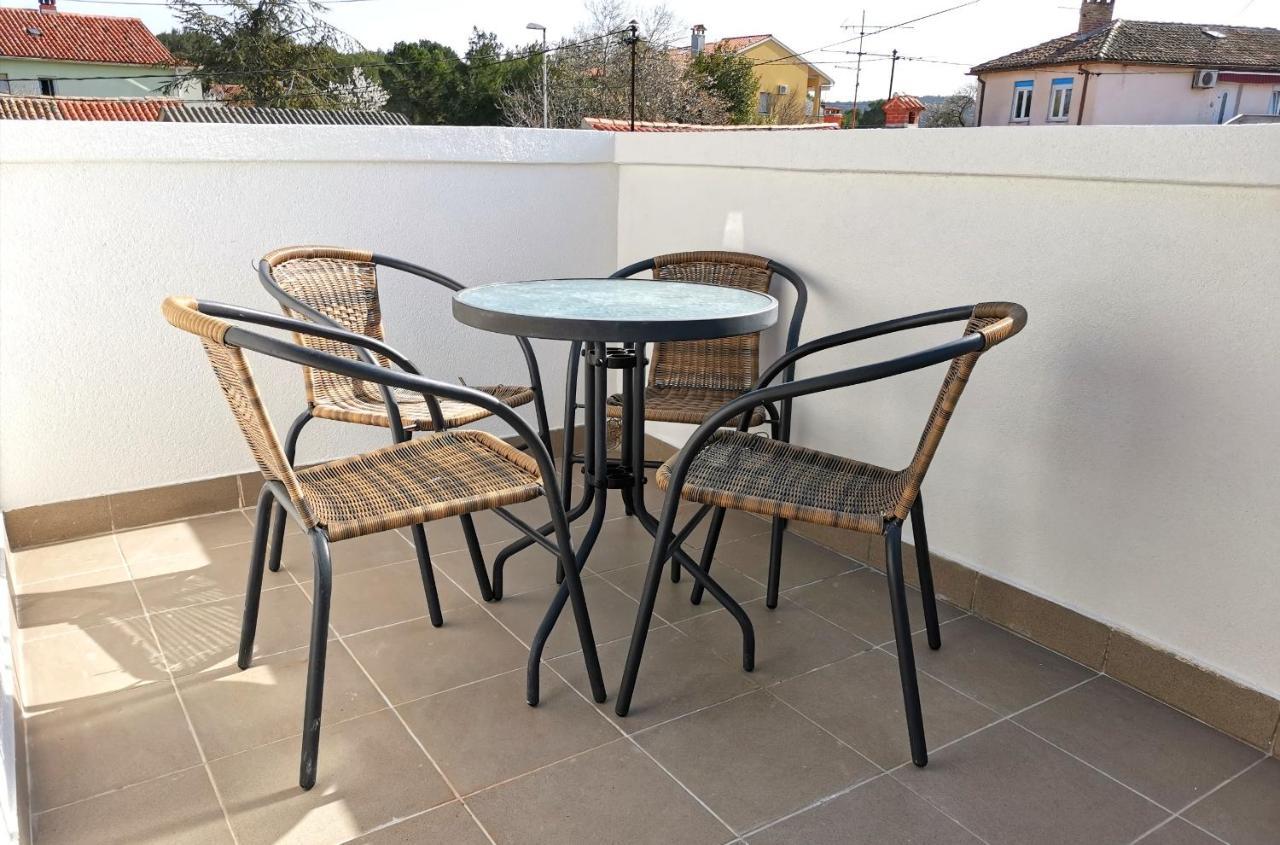 Apartment Marcelo Помер Экстерьер фото